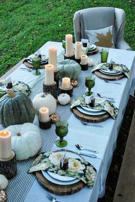 Outdoor Table Decorating for Thanksgiving Day - Pretty Designs