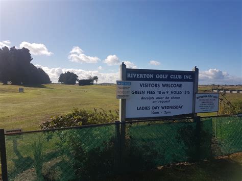 Riverton Golf Club - Southern Links in my troosers - A Slice of NZ Golf