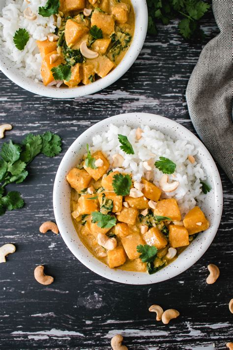 Butternut Squash Curry - The Delicious plate