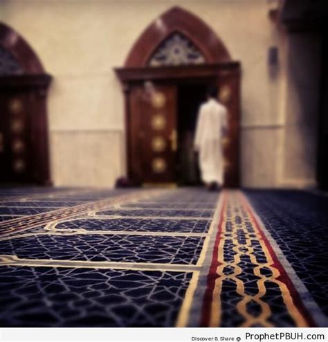 Mosque Prayer Hall – Islamic Architecture | Prophet PBUH (Peace Be Upon ...