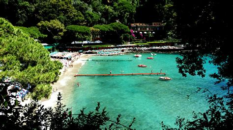 Unexpected Bliss: A day in Portofino, Italy – Passports and Pigtails