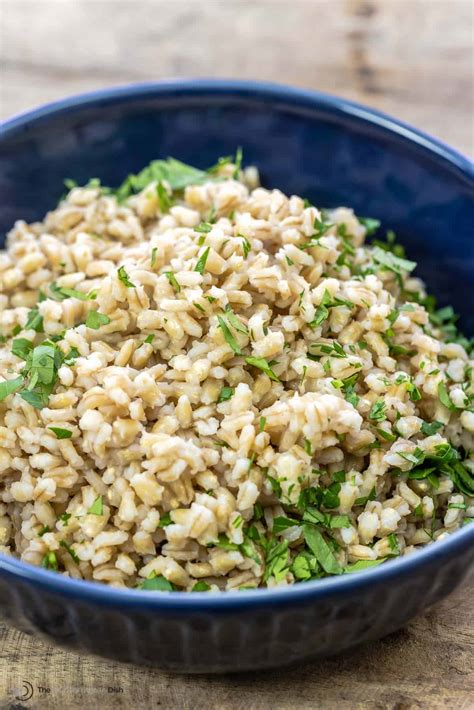 How to Cook Barley (Recipe & Tips) - Easy Healthy Meal Ideas