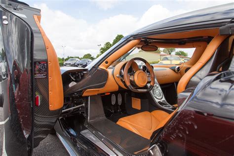 Koenigsegg Agera R interior [OC] [5706x3804] : r/carporn