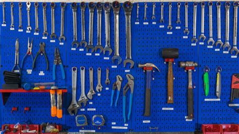 5 Best Pegboards to Organize Your Garage Tools and Equipment