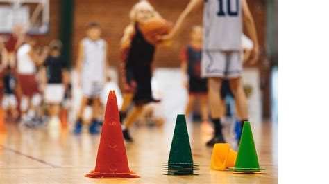 25 Best Youth Group Games Your Students Will Love - REACHRIGHT