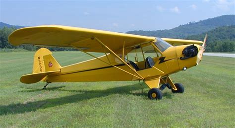 Piper Cub picture #01 - Barrie Aircraft Museum