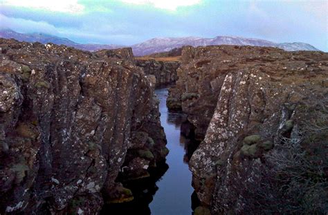 Mid Atlantic Ridge: Golden Circle, Iceland - WanderingTrader