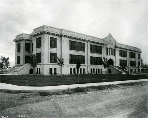 Alta Vista School - El Paso, Texas | wall