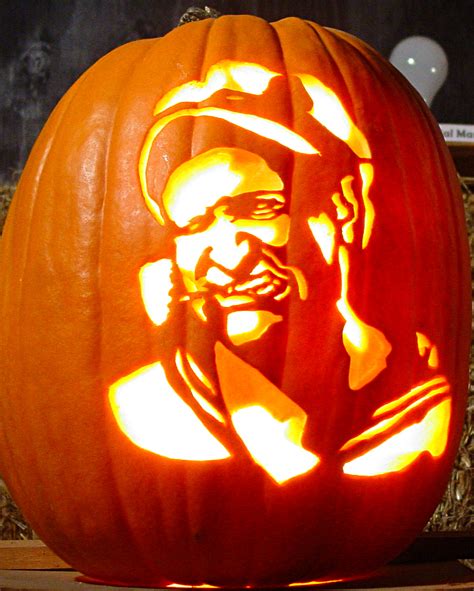 Robin Williams as Popeye - Pumpkin Glow