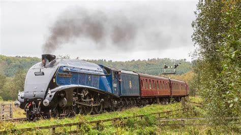 The Legendary 60007 Sir Nigel Gresley on NYMR's Tracks - YouTube