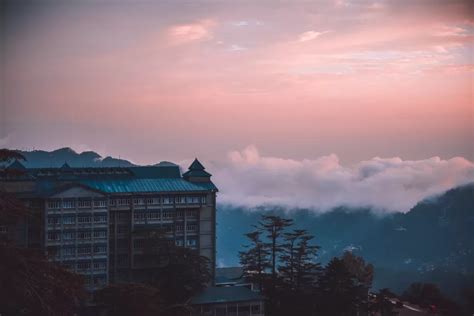 Best Hotels in Shimla – Budget-Friendly and Luxurious Stays | Veena World