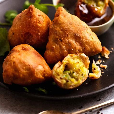 Samosa recipe | RecipeTin Eats