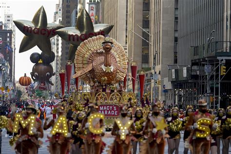 Cher Macy Thanksgiving Parade 2024 - Farica Fernande