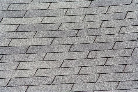 A Closer Look at 3-Tab Shingles and Dimensional Laminate Shingles