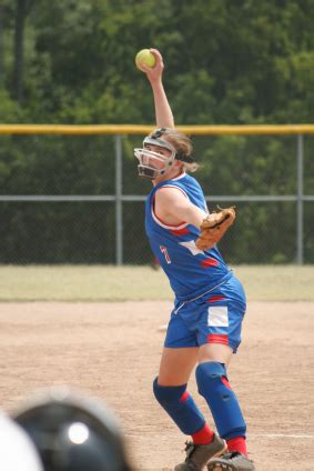 Softball Pitchers: Injury Prevention Strategies | MomsTeam