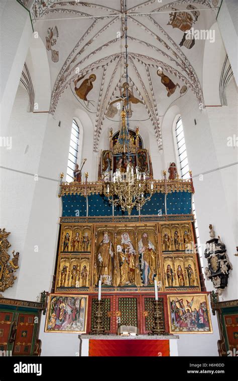 The altar, Aarhus Cathedral, Aarhus, Denmark Stock Photo: 124534073 - Alamy