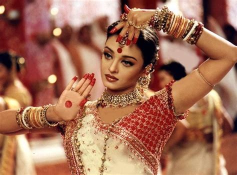 The Top 100+ Best Bollywood Songs of All Time | Spinditty