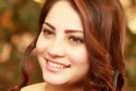 Neelam Muneer – Biography, Age, Family, Controversy, Dramas | Reviewit.pk