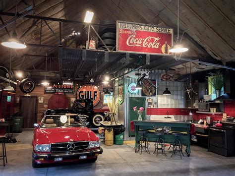 Vintage Car Garage Design Inspiration | Retro Cars Garage - Broccoli