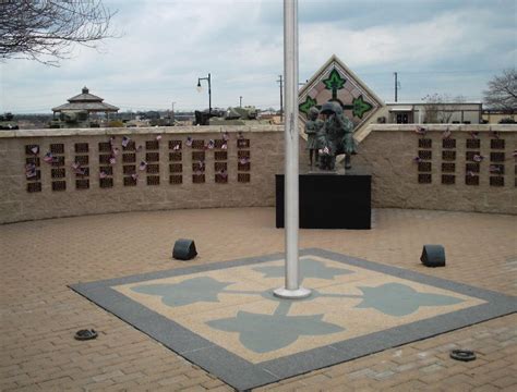 sites-of-memory.de Fort Hood Fourth Infantry Division Memorial