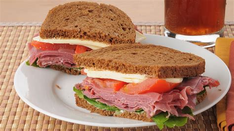 The Tastiest Bread To Use For Your Next Roast Beef Sandwich