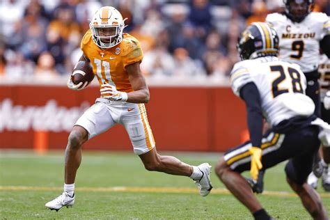 Tennessee vs. South Carolina college football 2022 live stream (11/19 ...