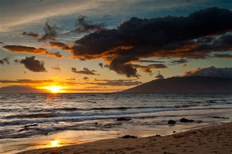 Top 5 Best Beaches to Watch a Sunset on Maui — HAWAII PHOTOGRAPHY TOURS