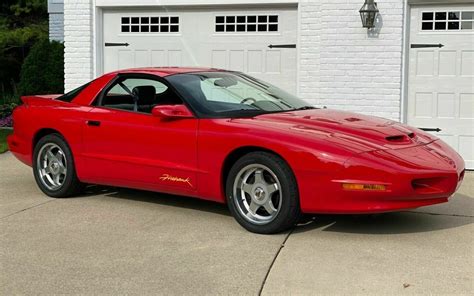 Potent Pontiac: 1994 Firebird Firehawk Formula | Barn Finds