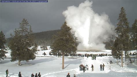 Old Faithful Webcam Captures 2017 | Yellowstone National Park Webcams