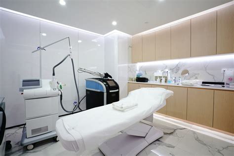 6 Medical Clinic Interior Design Ideas For Comfort & Beauty