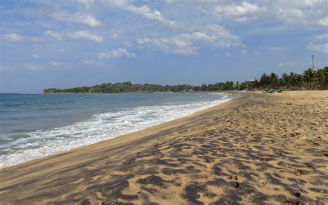 Arugam Bay / East / Sri Lanka // World Beach Guide