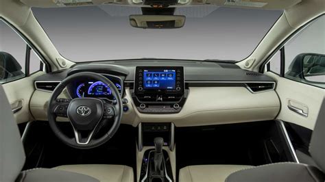 2022 Toyota Corolla Cross Revealed, Hybrid 'Coming Next Year'