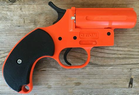 File:Orion Flare gun.jpg - Internet Movie Firearms Database - Guns in ...