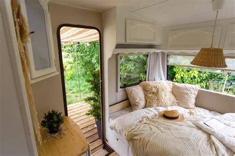 Travel Trailer Bedroom Decorating Ideas - Leadersrooms