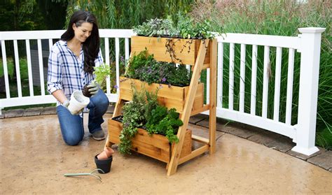 How To Build a Space-Saving 3-Tiered Planter - This Old House