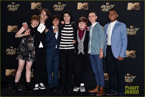 'It' Movie Cast Debuts Scary New Trailer at MTV Awards! (Video): Photo ...