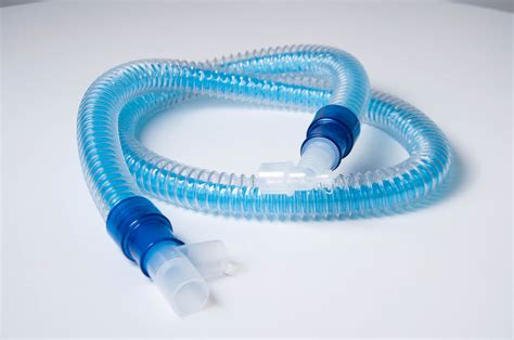 Disposable Medical Corrugated Tube Anesthesia Ventilator Breathing ...