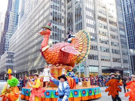 Macy'S Thanksgiving Day Parade 2024 Lineup - Teena Latrina