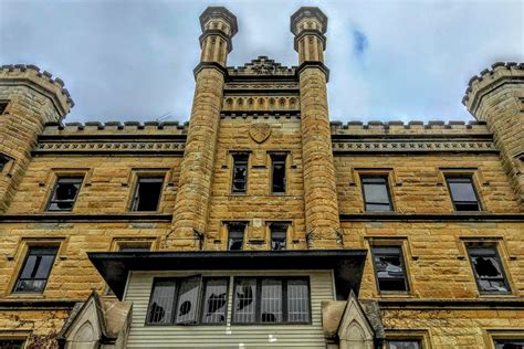 Old Joliet Prison: Take a Tour of It's Old Cells - Roadtrippers