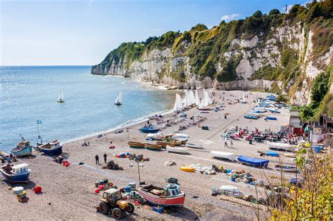 10 Best Beaches in Devon - Which Devon Beach is Right For You? – Go Guides