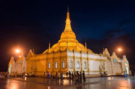 Thadingyut Festival - Myeik - Myanmar - Out Exploring Again!