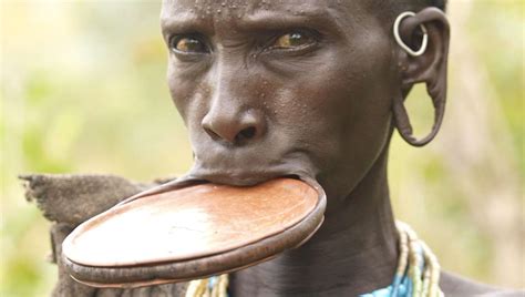 The Ubangi Tribe: People of the Congo River Basin