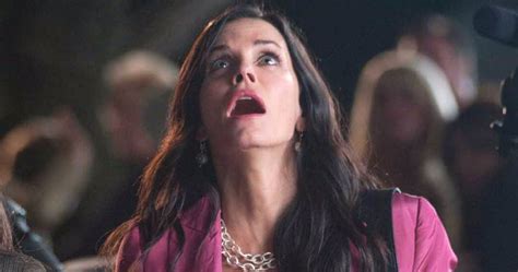 First Scream 5 Set Photos Reveal Courteney Cox's Return as Gale Weathers