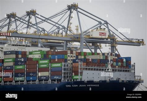 ROTTERDAM - A container ship during a Port of Rotterdam & APM Terminals ...