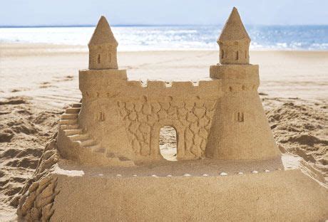 Build the Best Sand Castle with Tips from the Pros | Beach sand castles ...