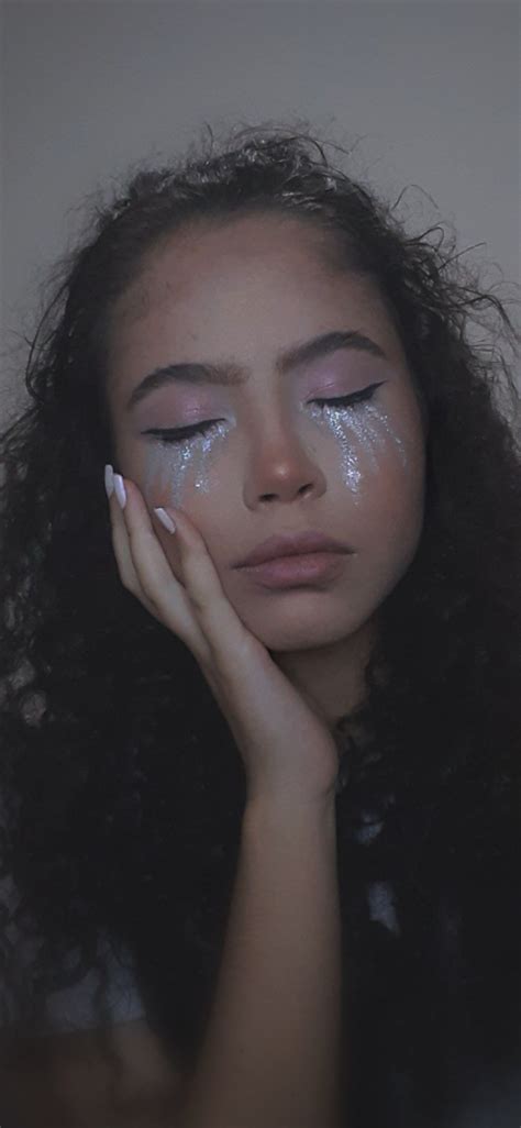 Glitter tears – Artofit