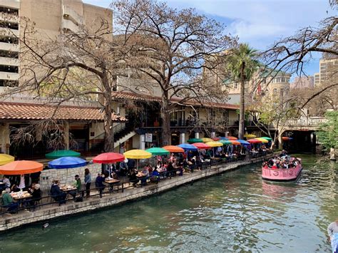 The Oldest Restaurant on the Riverwalk - Traveling with JC