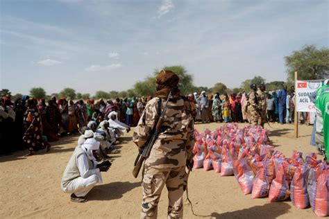 IOM: More Than 700,000 Sudanese Flee Homes amid Violence