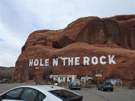 Utah's Canyon Country - Hole-in-the-Rock Home