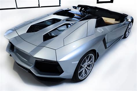 2013 Lamborghini Aventador LP700-4 Roadster Revealed - autoevolution